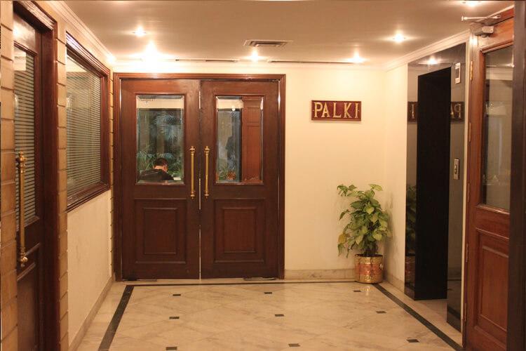 Hotel Vaibhav Varanasi Ngoại thất bức ảnh