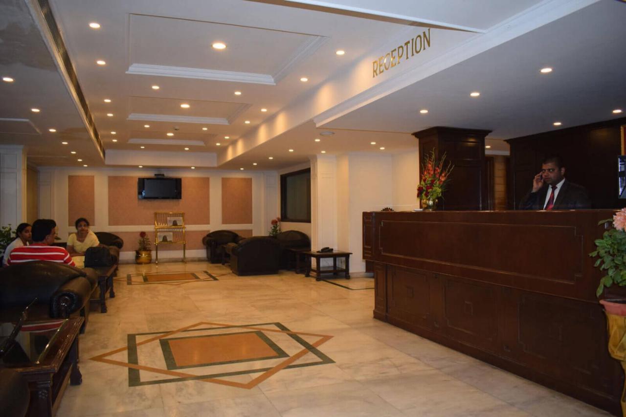 Hotel Vaibhav Varanasi Ngoại thất bức ảnh