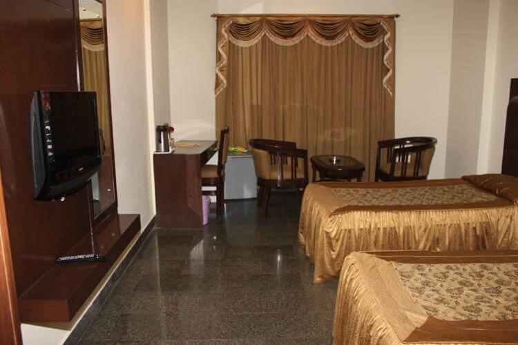 Hotel Vaibhav Varanasi Ngoại thất bức ảnh
